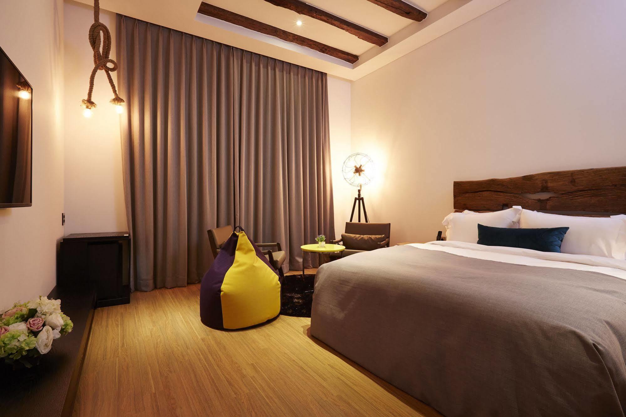 Chungbuk Inno City Namoo Hotel Eumseong Exterior photo