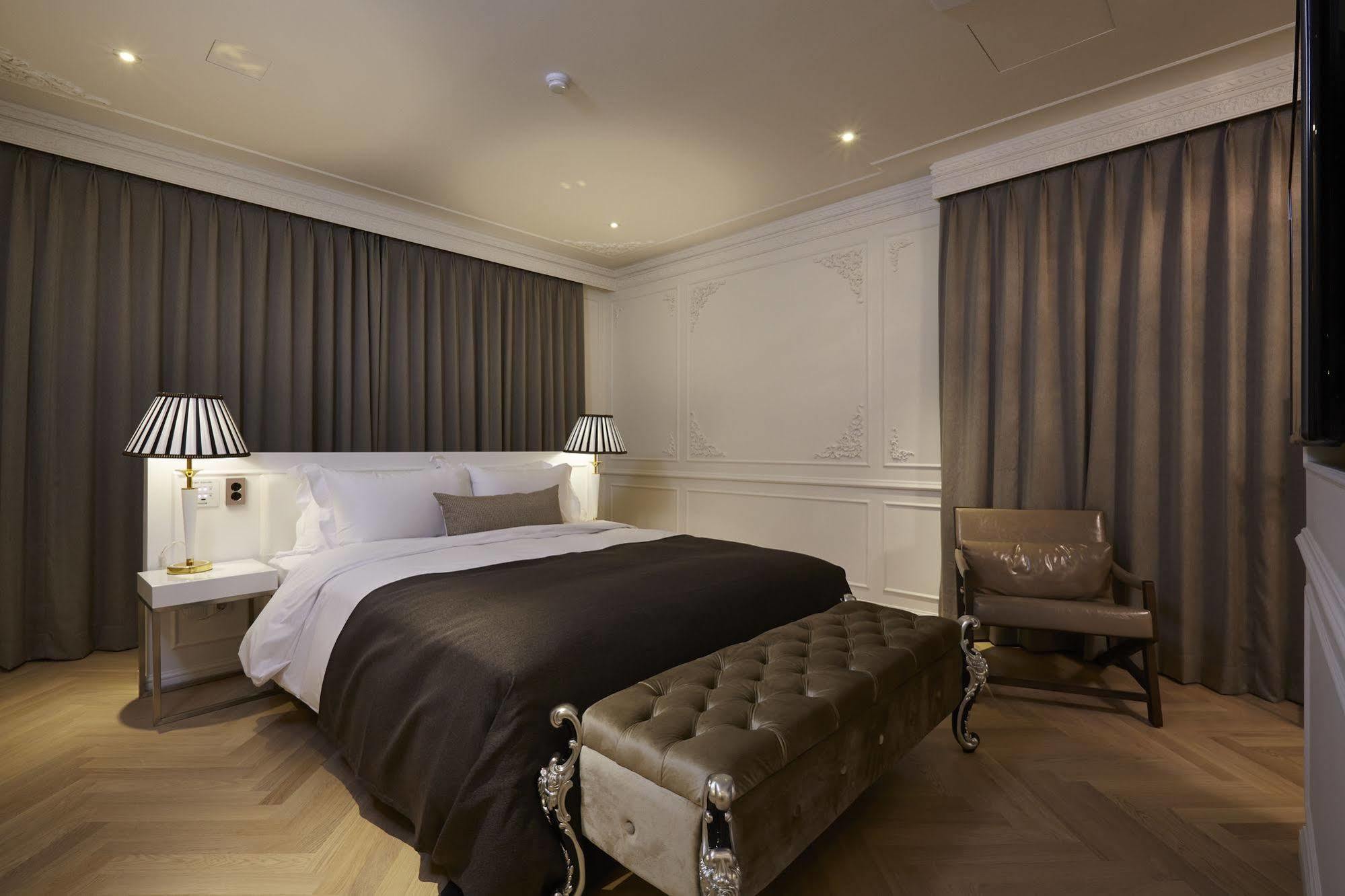 Chungbuk Inno City Namoo Hotel Eumseong Exterior photo